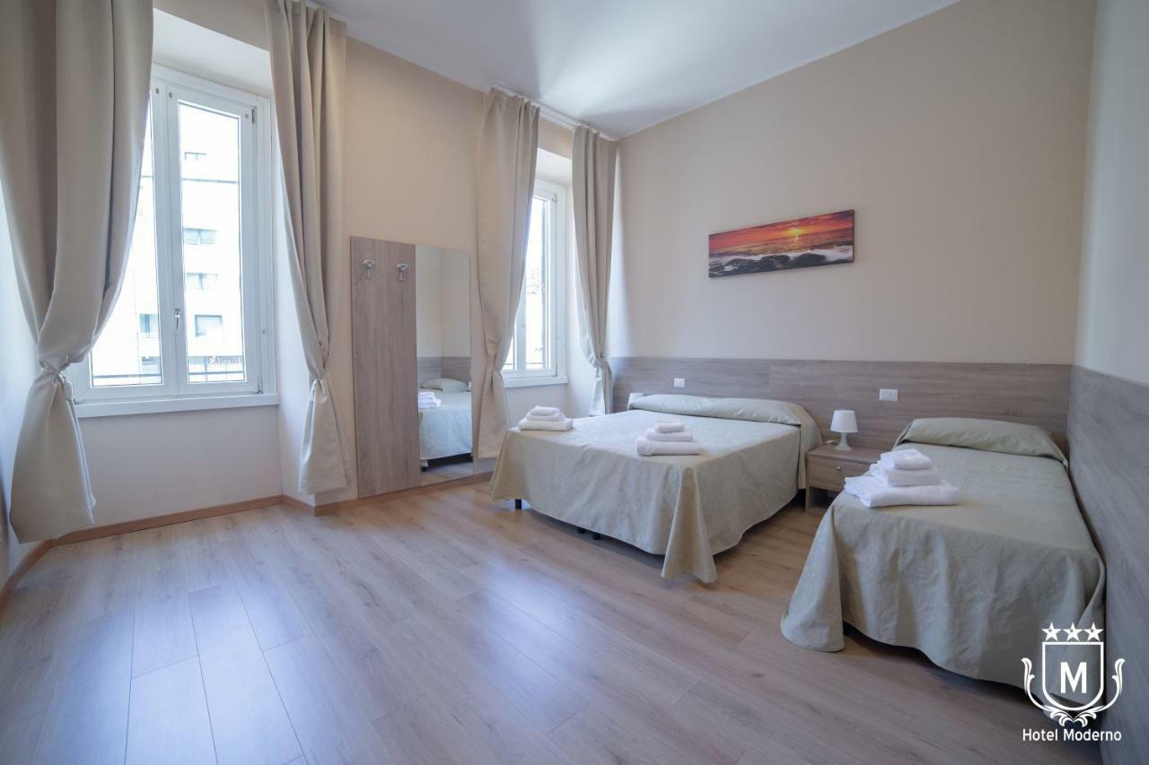 Hotel Moderno Lecco Luaran gambar