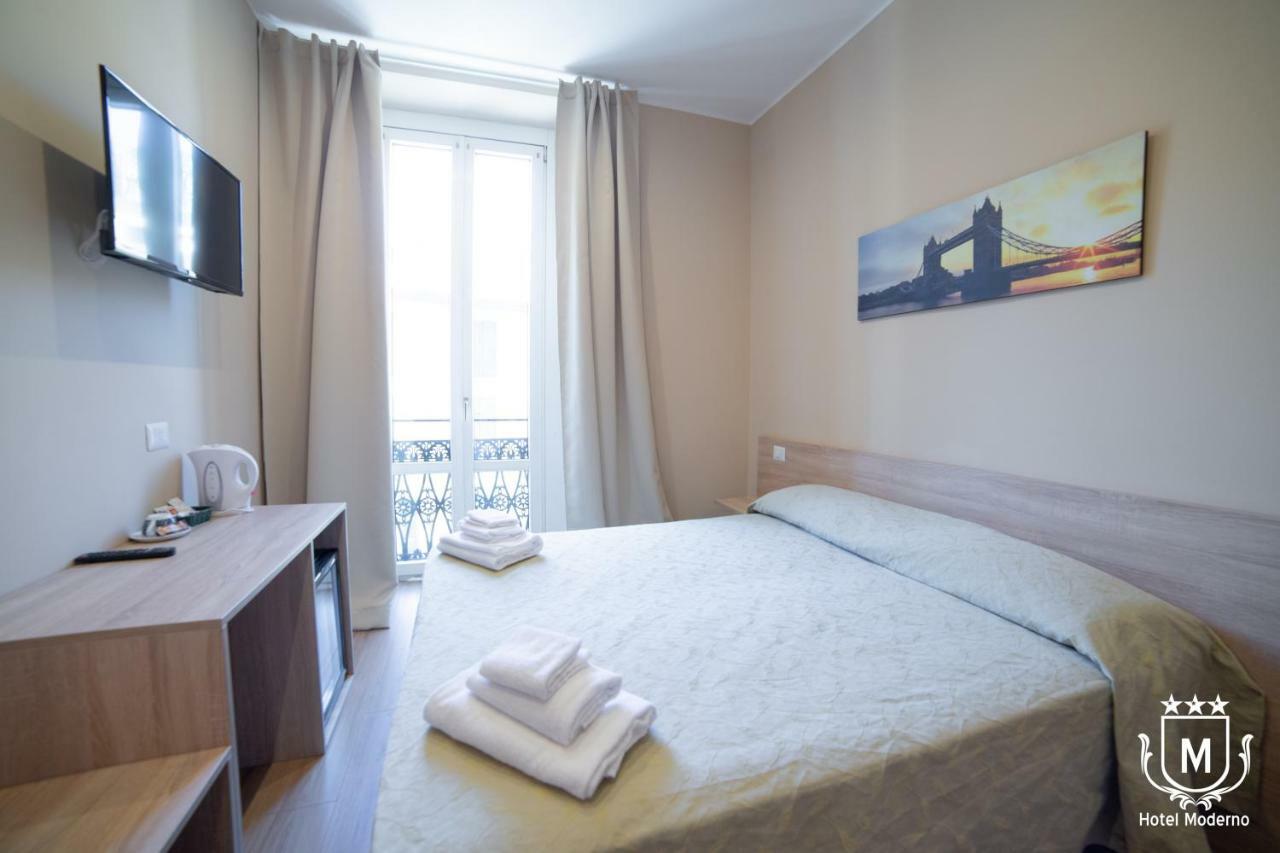 Hotel Moderno Lecco Luaran gambar